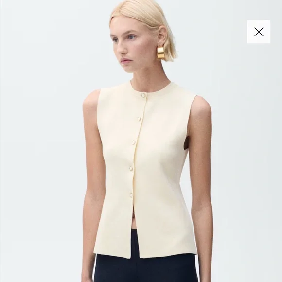 NWOT Mango Fine Knit Vest w Buttons XS - Picture 2 of 7